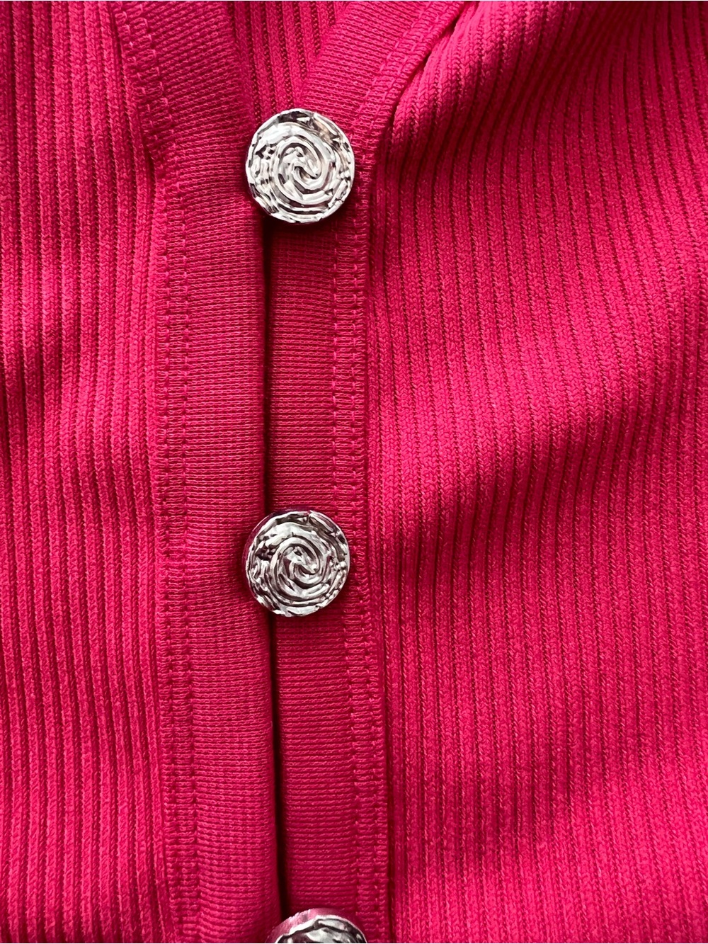 H&M vest - Picture 3 of 3